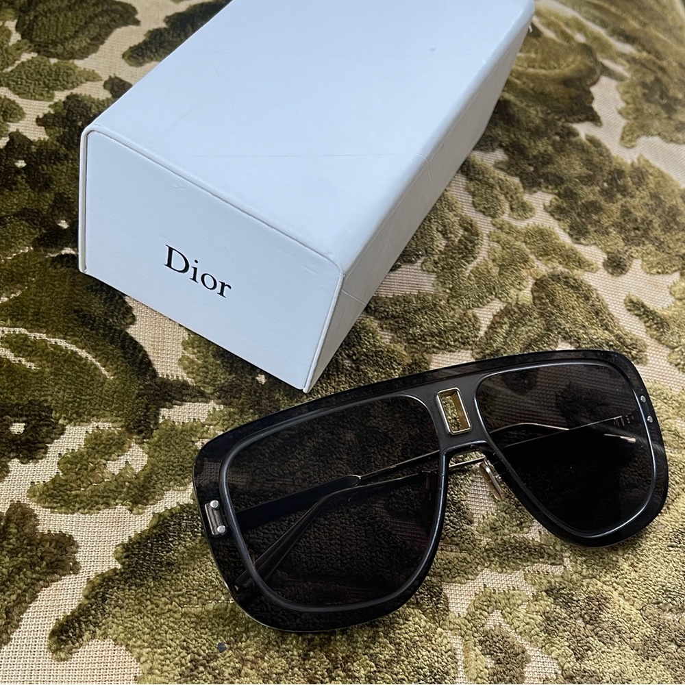 Christian Dior Ultra Dior Shield Sunglasses✨